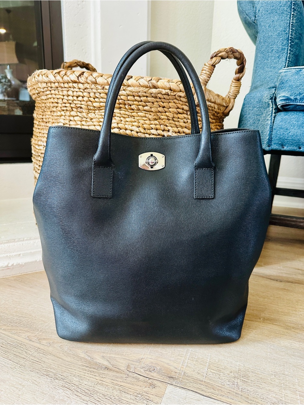 Furla Black Leather Top-Handle Business Tote with Turn-Lock - EUC